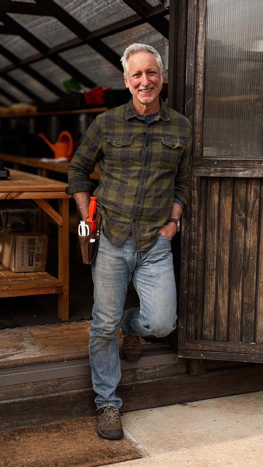 joe-gardener-with-ultimate-gardening-sheath